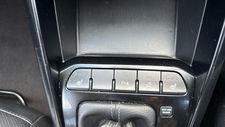 Kia Rio 1.4 3 5dr Auto [6 Speed] Petrol Hatchback